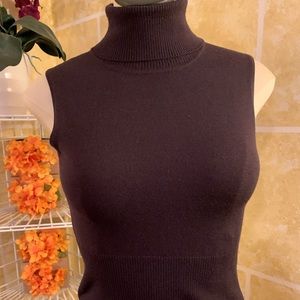 Antonio Melani Brown Sleeveless Turtle Neck